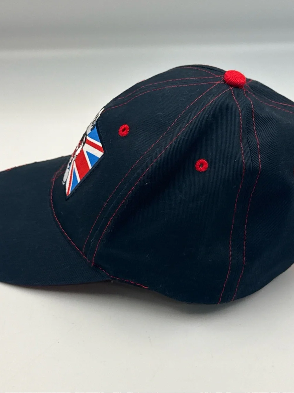 Disney Parks Epcot UK United Kingdom flag Mickey Hat 2002 NEW